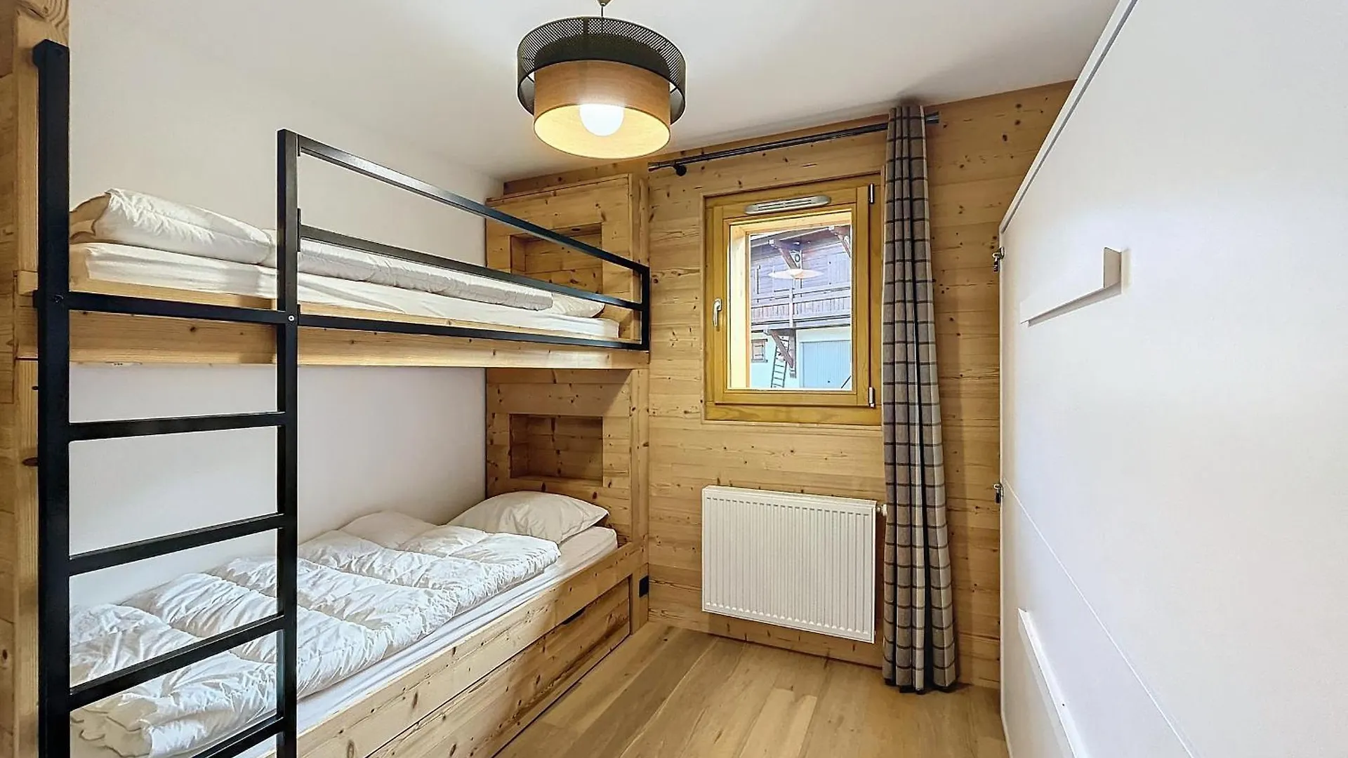 Appartement Neuf 4 Chambres Proche Lac Bio, Parking, Wifi - Fr-1-560-108 Combloux 0*,  France