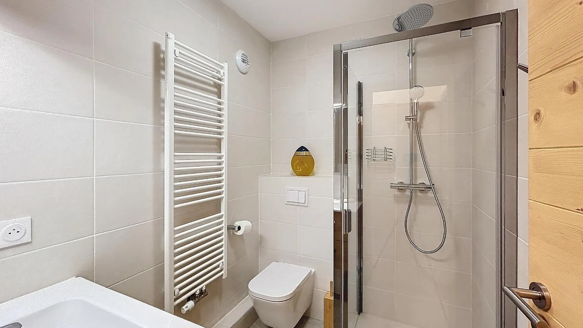 Apartment Appartement Neuf 4 Chambres Proche Lac Bio, Parking, Wifi - Fr-1-560-108 Combloux